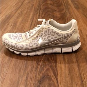 nike free 5.0 v4 womens brown